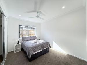 Sparkling New Home - Suburban Charm Awaits!