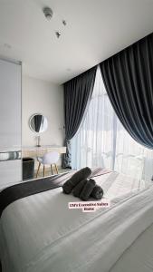 The Shore Kota Kinabalu by Ems Executive Suites Seaview