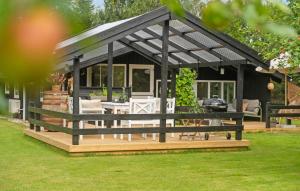 Lovely Home In Oksbøl With Wifi