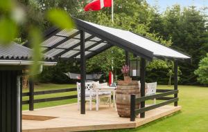 Lovely Home In Oksbøl With Wifi