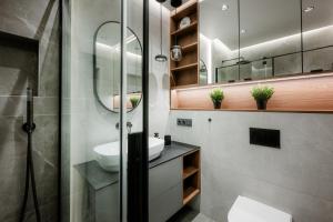 Lux Apart z Tarasem - CENTRUM - Parking Sauna Siłownia Meldunki 24na7