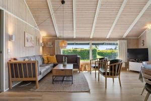 40527-Juelsminde-Pot-Strandby-86