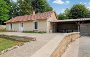 2 Bedroom Stunning Home In Monthenault