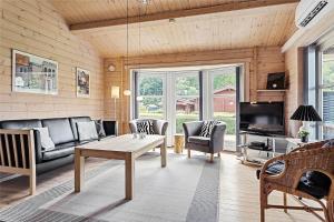 40505-Juelsminde-Pot-Strandby-326