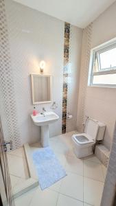 Comfy Oceanfront Apartment Nyali