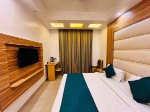 Hotel Benz International, Karol Bagh