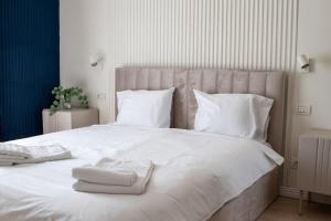 The Lake Home B1, Ap 29