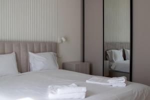 The Lake Home B1, Ap 29