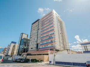 Condo. c Piscina e Academia a 70m da Praia - SMA