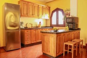 Charming House with Pool in Buenavista del Norte