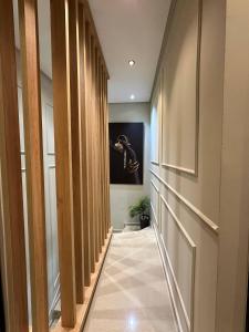 High Standing Duplex - Pool Sun