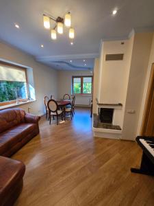 Coastal Luxe Retreat