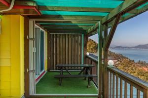 Yeosu Geumo Island Village Pension Former Dongbaekgol