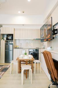 Breathtaking Eastwood City View, 3min walk to Malls, with Washer