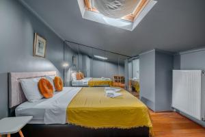 Duplex Flat w Panoramic Bosphorus View and Terrace