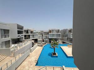 Sholan Gouna | Modern 2BR with Pool Access