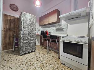 Come & Stay Apartment - Athens Town