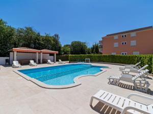 Mobile Home in Banjole near Beach Centinera