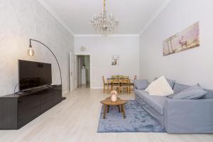 Flawless Design 2BR at Oktogon