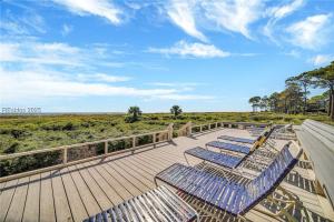 New Ocean Front W View Near Coligny!