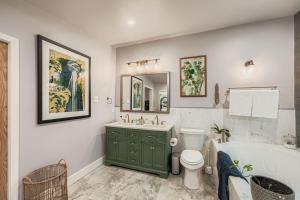 Elegant & Spacious Family Gem with Games, Office, Yard