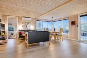 40533-Juelsminde-Pot-Strandby-136