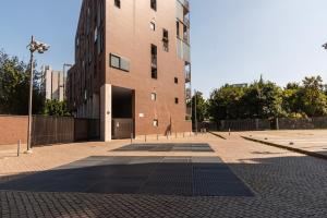 Youhosty - CityLife Terrace on the Park