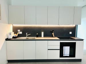 Golden Suite - Stylish and with FREE Parking!