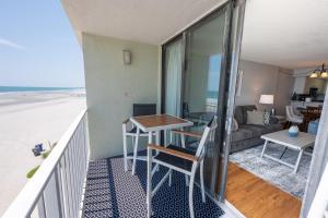 New Low Floor Direct Ocean FrontSands Beach Club!