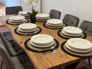 Offenbach 200m2 12 Personen O1