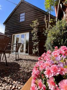 The Granary, Wonderful Riverside Accommodation