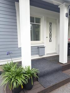 Ihana Helmi - The Nest for Two