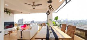 Unique & Spectacular Panoramic Views Top Location