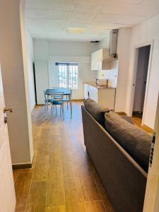 Nuevo Apartamento Ideal para viajeros en carretera, 2 habitaciones