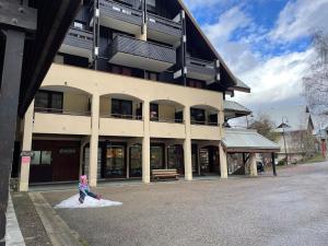 OZ station 3300m studio mountain