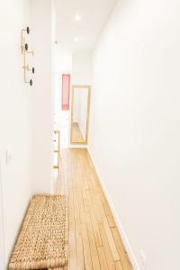 Appartement coeur paris 16 rue de bassano - 2P