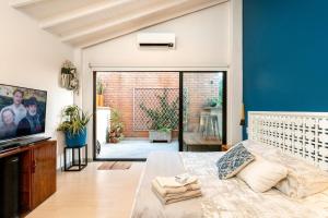 Homely Penthouse in Provenza