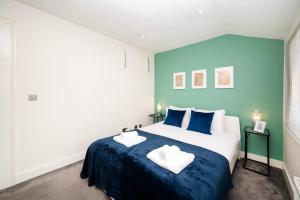 Oxford Street Apartments