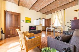 Modena Palace Suite [Duomo - 5 Stelle]