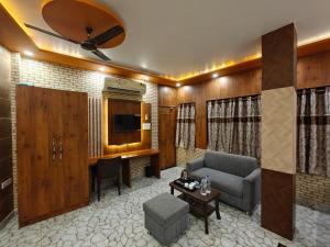 Stay Kailash -Vishwanath Temple View