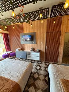 Afton Family Mezzanine