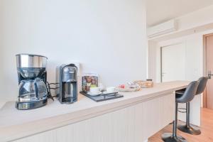 Chic & Cozy Apartment near Shopping del Sol