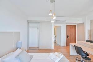 Chic & Cozy Apartment near Shopping del Sol