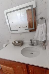 Las Golondrinas El Zonte, El Salvador