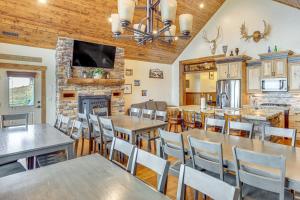 Exciting Garden City Gem with Home Theater and Hot Tub