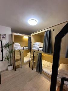 Backpackers Utopia Youth Hostel