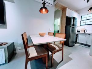 Design, Aconchego e 4 hospedes no Leblon