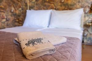 Megys 1st Room next to the National Palace of Culture