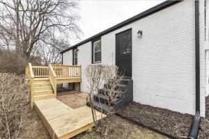 Lets Get Cozy In Nashville!