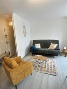 Superbe Cosy Studio Ideal pour les professionnels et les couples en déplacement PROCHE GARE et toutes commodités